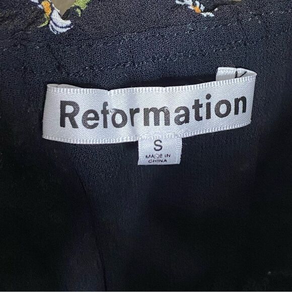 Reformation Silvia Mini Black Dress Floral Ruffle Smock Size S - Picture 10 of 10